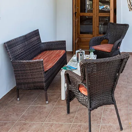 Asteria Not Overlooked, 3 Min Drive To Villa Hanya