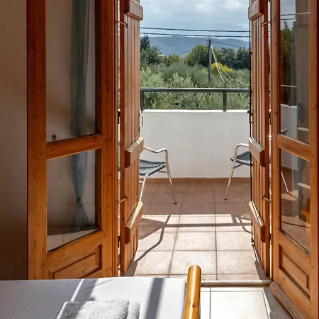 Asteria Not Overlooked, 3 Min Drive To * Hanya
